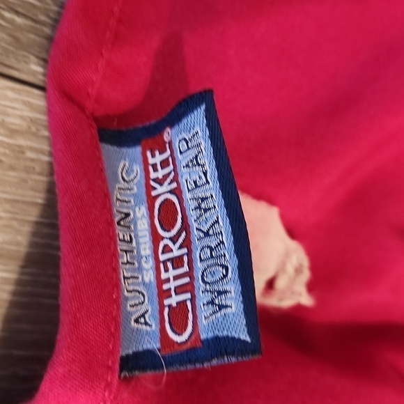 Cherokee Scrub Top - Picture 3 of 4